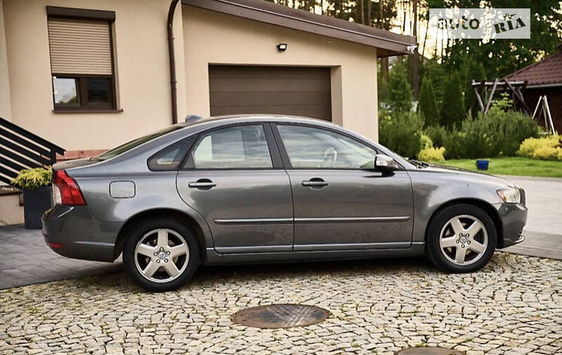Седан Volvo S40 2008 в 