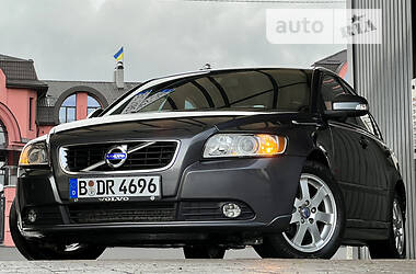 Седан Volvo S40 2011 в Дрогобичі