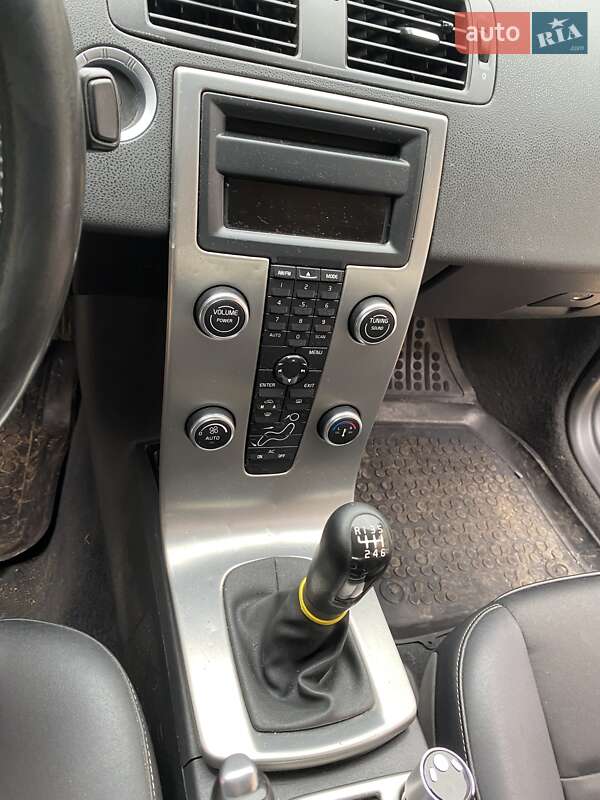 Седан Volvo S40 2009 в Дніпрі фото 7 Седан Volvo S40 2009 в Дніпрі