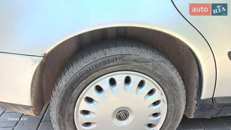 Седан Volvo S40 2005 в Самборі