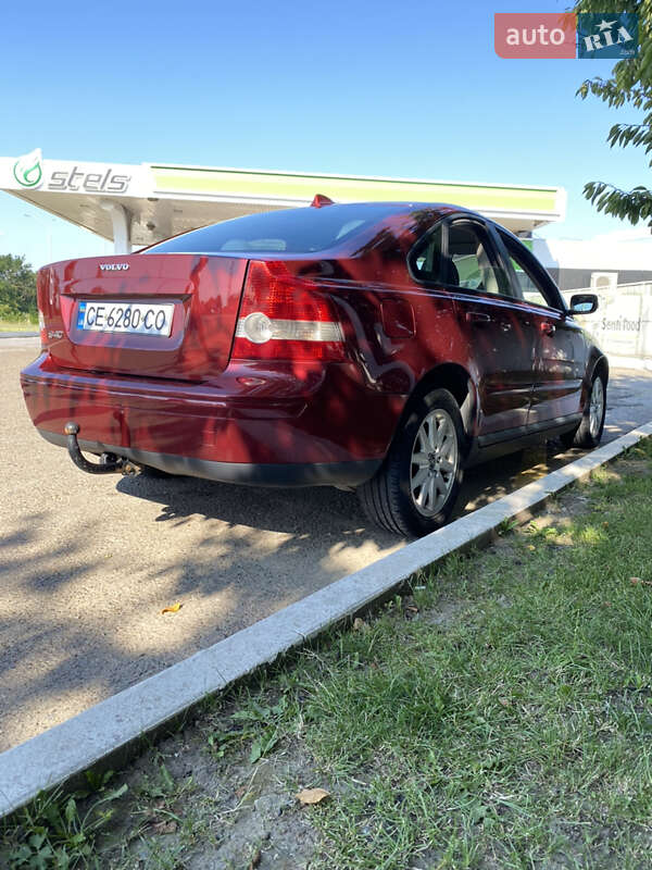 Седан Volvo S40 2005 в Чернівцях