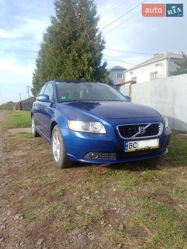 Седан Volvo S40 2008 в Львове