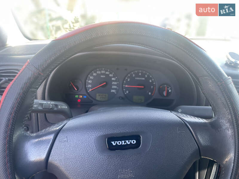 Седан Volvo S40 2003 в Ровно