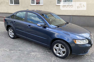 Седан Volvo S40 2009 в Сумах