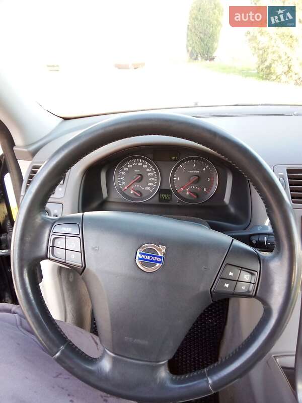 Седан Volvo S40 2007 в Львове