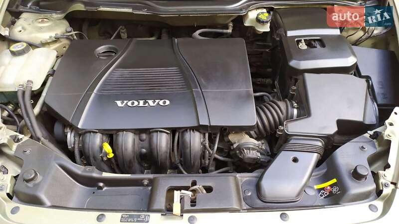 Седан Volvo S40 2007 в Львові