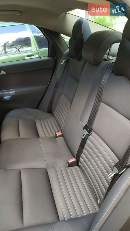 Седан Volvo S40 2007 в Львові