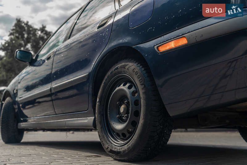 Седан Volvo S40 2002 в Кам'янець-Подільському фото 9 Седан Volvo S40 2002 в Кам'янець-Подільському