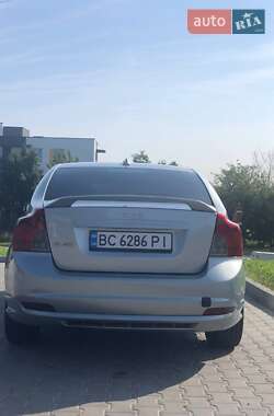 Седан Volvo S40 2008 в Львове