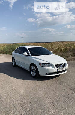 Седан Volvo S40 2011 в Коростене