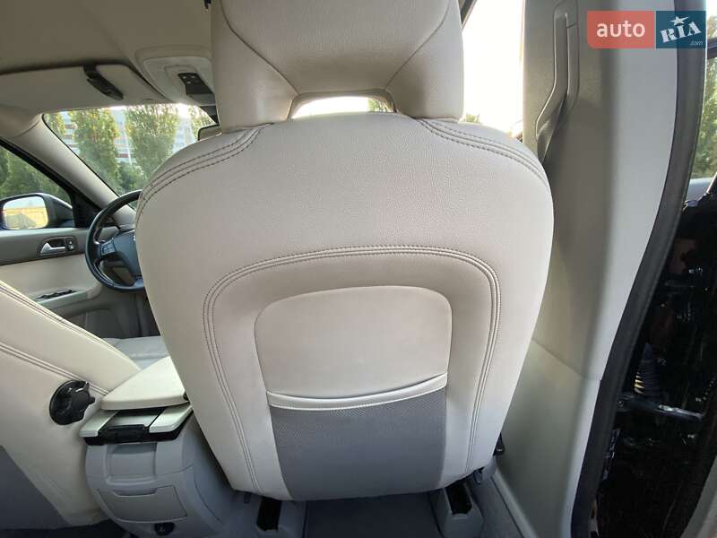 Седан Volvo S40 2009 в Киеве