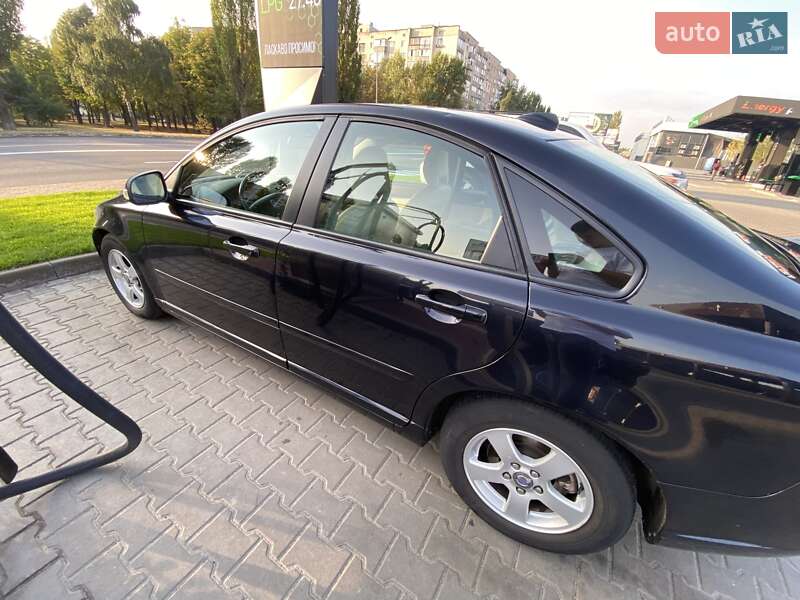 Седан Volvo S40 2009 в Киеве