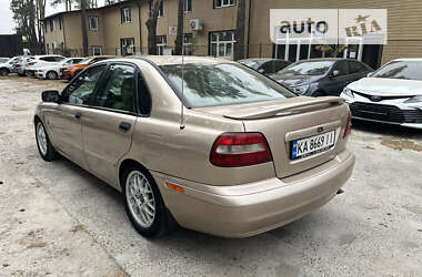 Седан Volvo S40 2001 в Ирпене