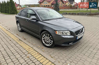 Седан Volvo S40 2010 в Миколаєві