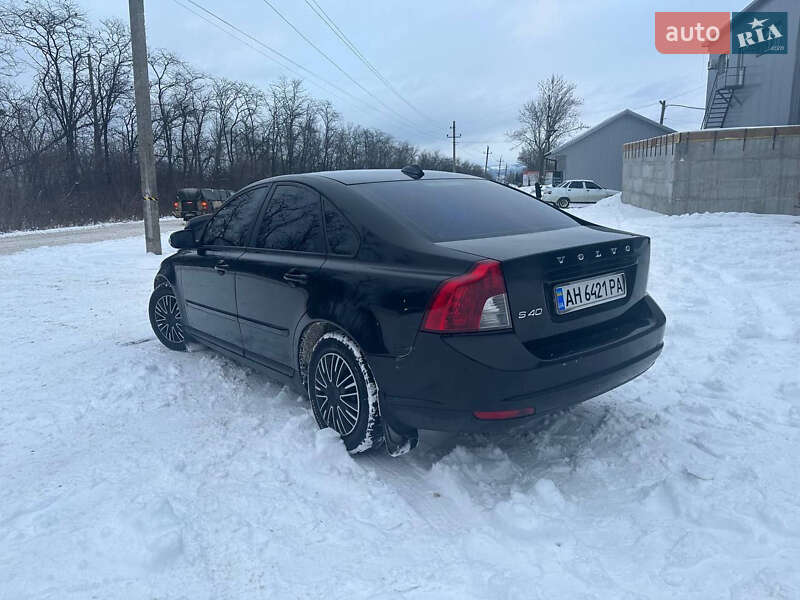 Седан Volvo S40 2009 в Славянске