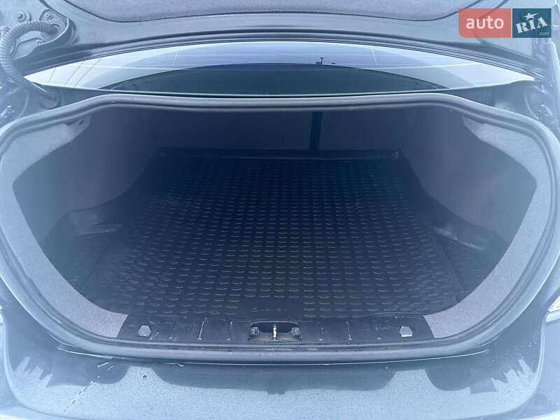 Седан Volvo S40 2009 в Славянске