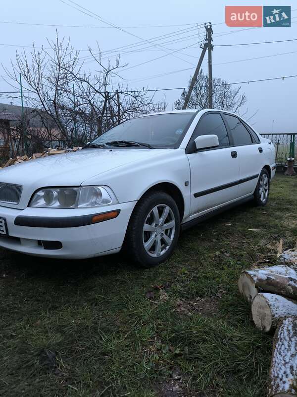 Седан Volvo S40 2002 в Хмельницком
