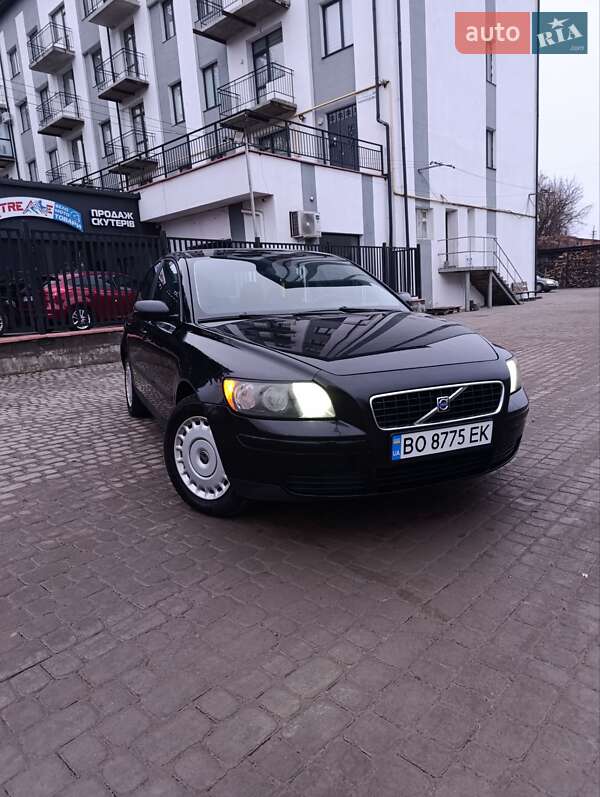 Седан Volvo S40 2005 в Чорткові