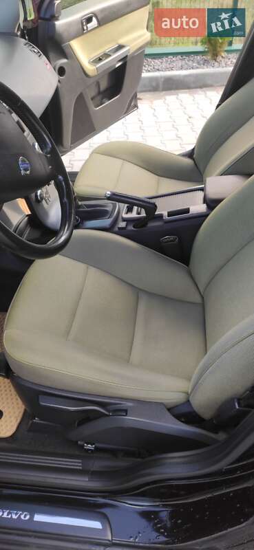 Седан Volvo S40 2009 в Старом Самборе