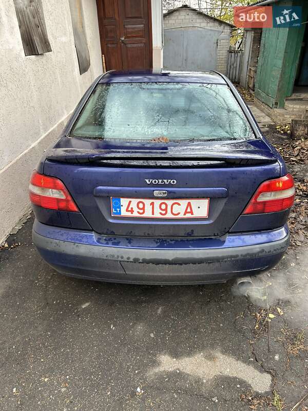 Седан Volvo S40 2002 в Дружковке