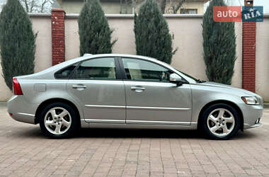 Седан Volvo S40 2011 в Стрые