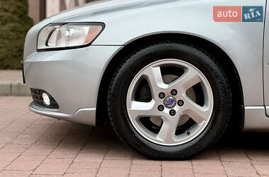 Седан Volvo S40 2011 в Стрые