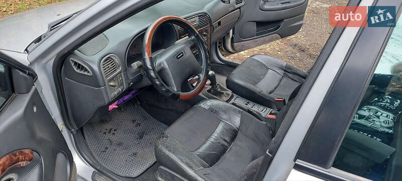 Седан Volvo S40 1997 в Марганце