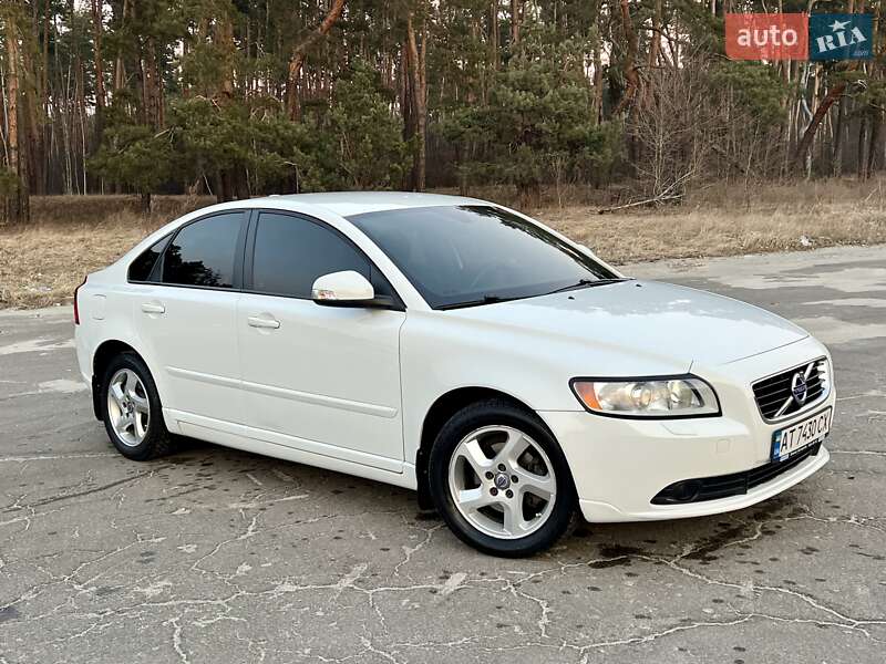 Седан Volvo S40 2012 в Києві