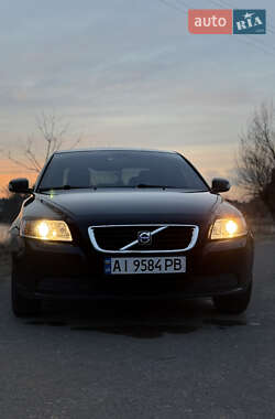 Седан Volvo S40 2008 в Ружині