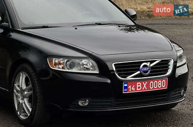 Седан Volvo S40 2012 в Стрые