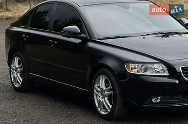 Седан Volvo S40 2012 в Стрые