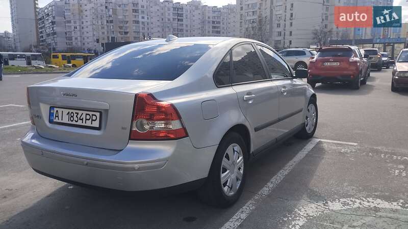 Седан Volvo S40 2006 в Києві