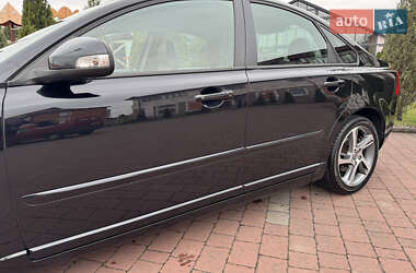Седан Volvo S40 2012 в 