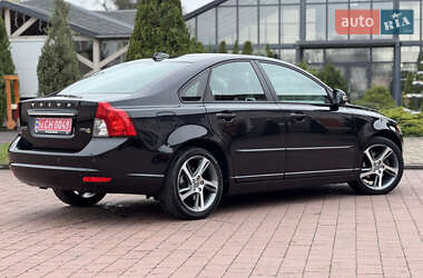 Седан Volvo S40 2012 в 