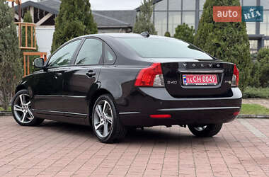Седан Volvo S40 2012 в 