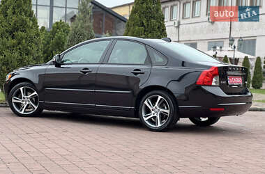 Седан Volvo S40 2012 в 