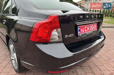 Седан Volvo S40 2012 в 