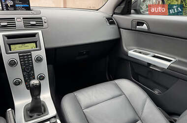Седан Volvo S40 2012 в 