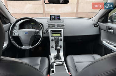 Седан Volvo S40 2012 в 