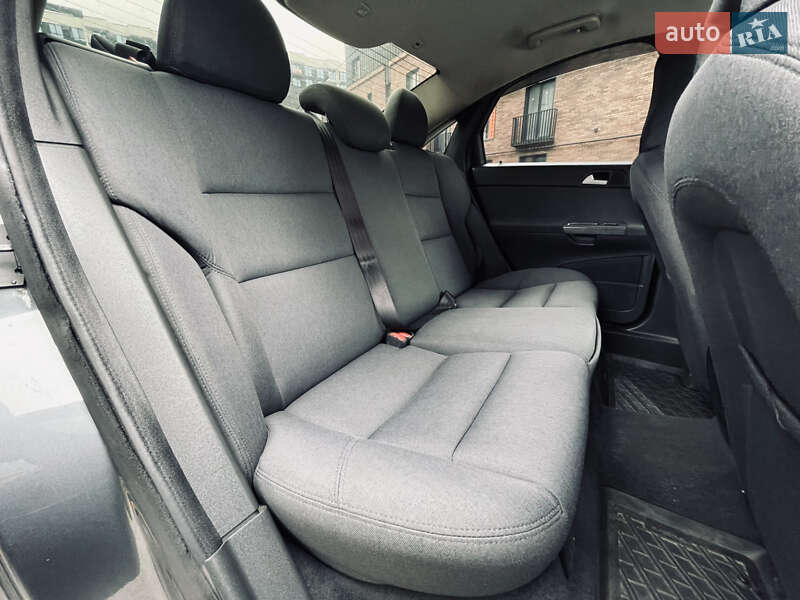 Седан Volvo S40 2005 в Івано-Франківську