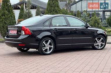 Седан Volvo S40 2012 в 