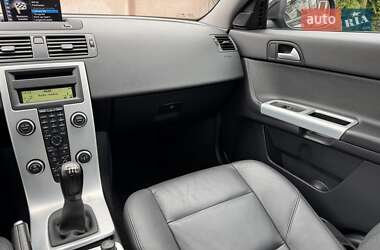 Седан Volvo S40 2012 в 