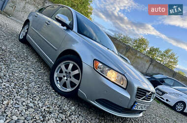 Седан Volvo S40 2010 в Стрые