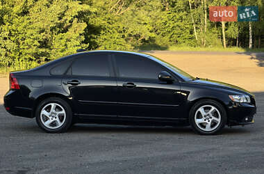 Седан Volvo S40 2012 в 