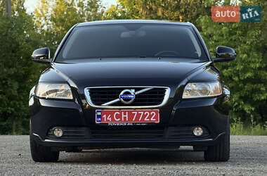 Седан Volvo S40 2012 в 