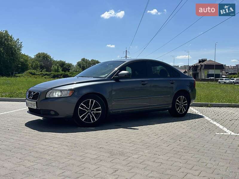 Volvo S40 2010