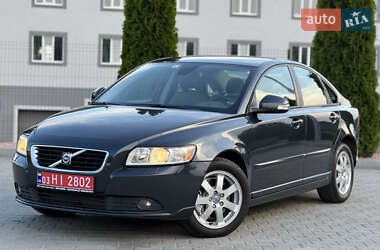 Седан Volvo S40 2010 в Виннице