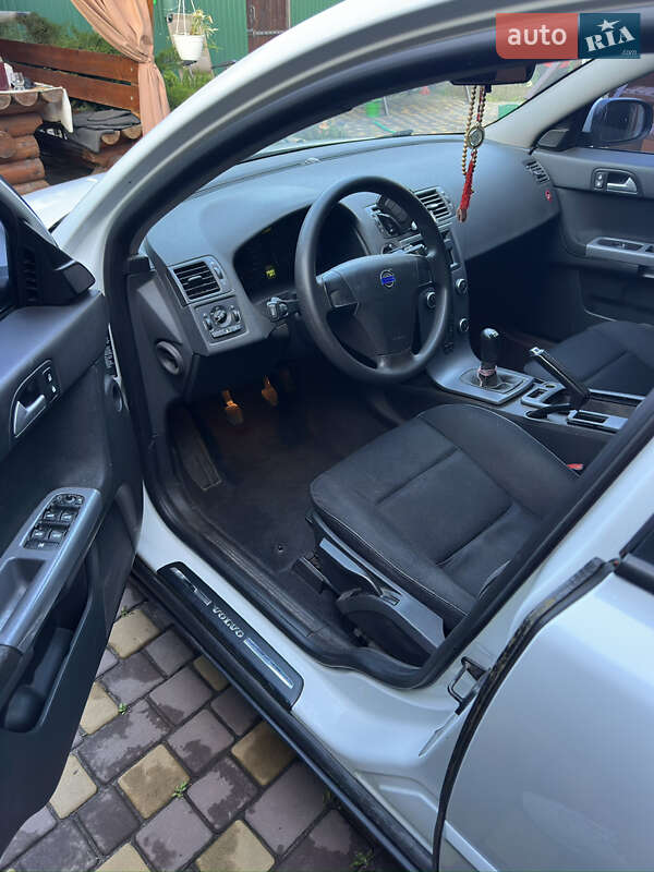 Седан Volvo S40 2008 в Кременчуге