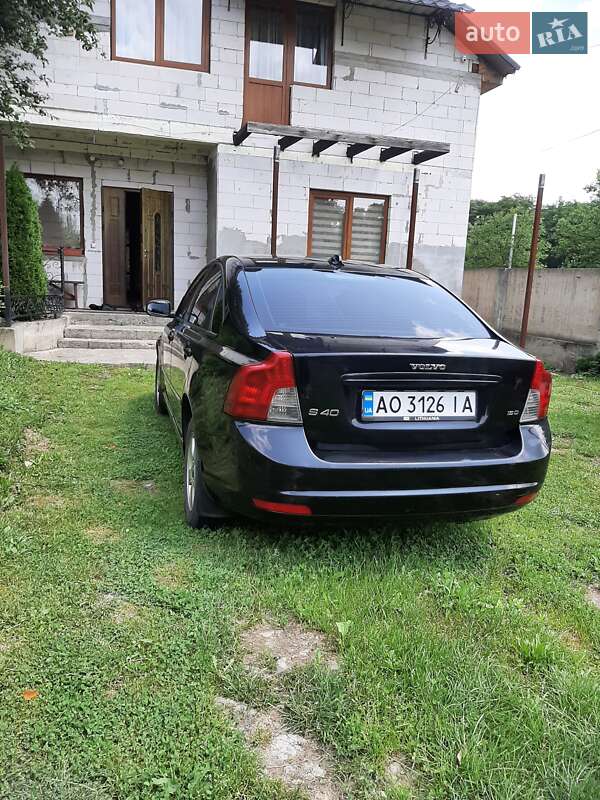 Седан Volvo S40 2008 в Виноградові
