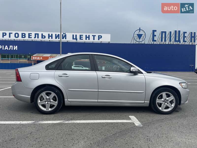 Седан Volvo S40 2007 в Каменец-Подольском